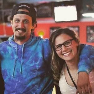 Meet your Posher, Cait